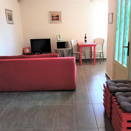 Cozy Apartment In The City Center Pula Exterior foto