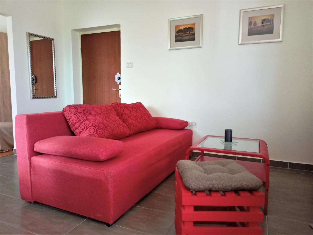 Cozy Apartment In The City Center Pula Exterior foto