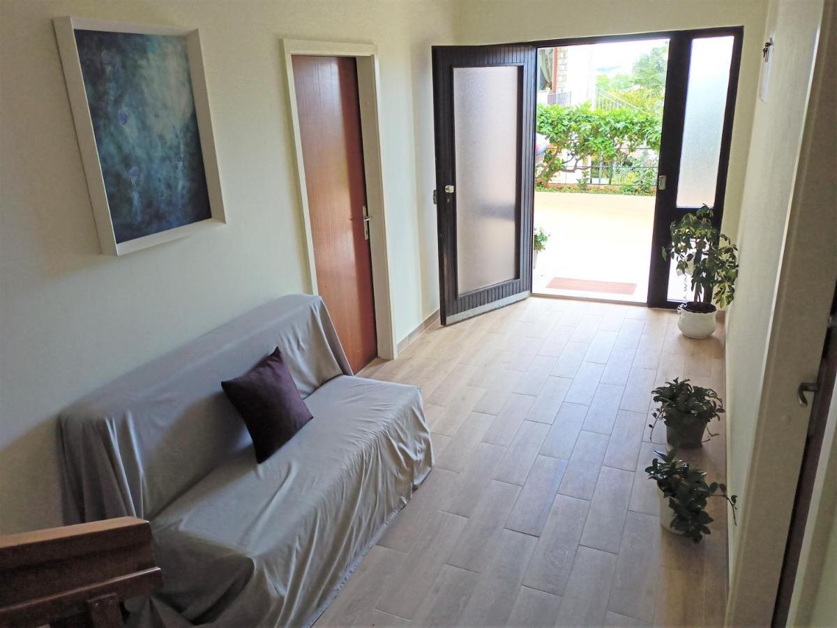 Cozy Apartment In The City Center Pula Exterior foto